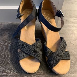 Toms wedge sandals